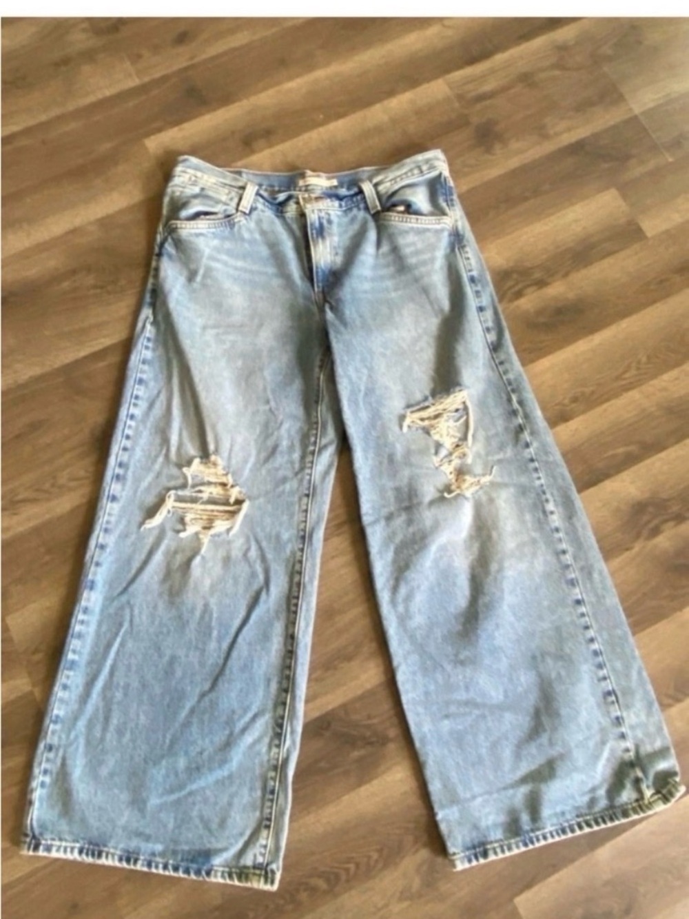 LEVI’S 90’s Ripped Wide Leg Baggy Jeans Size 32 - Picture 7 of 10
